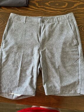 Pebble Beach Light Gray Striped Flat Front Shorts
